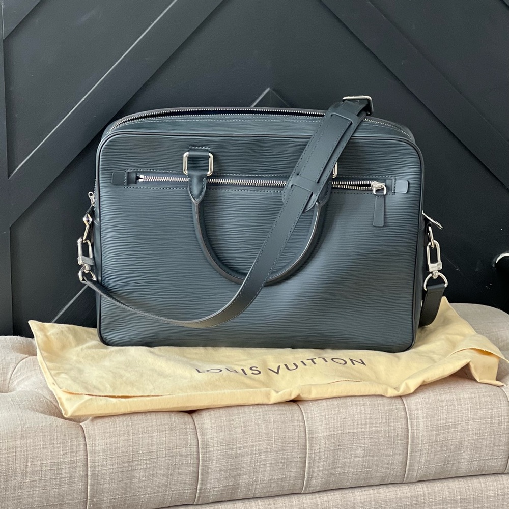LV brief case with Authentication.